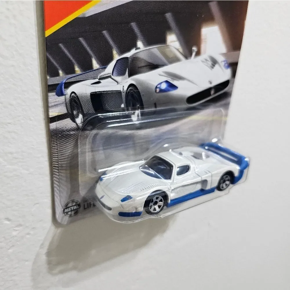 Matchbox Maserati MC12